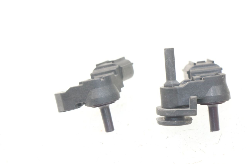 photo de Sensore pressione aria KAWASAKI Z Z900 900 (2017 - 2019) - Zoom sullo stato d'uso