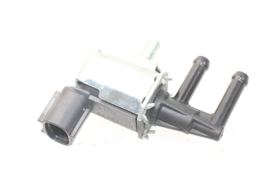 photo de Sensore pressione aria KAWASAKI Z Z900 900 (2017 - 2019) - Zoom sullo stato d'uso