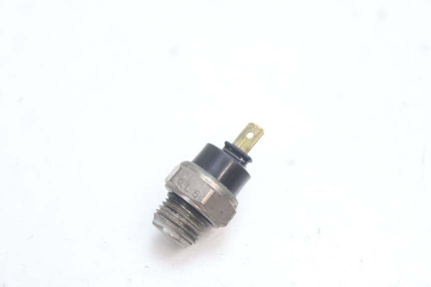 photo de OLIO SENSORE PRESSIONE HONDA CB F HORNET 600 (2005 - 2006) - Vista principale