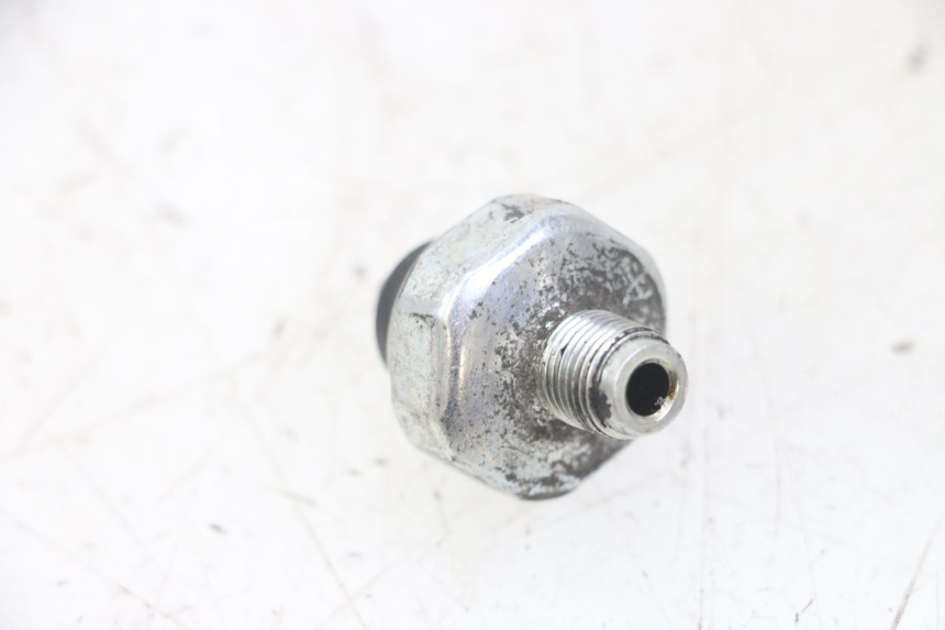 photo de OLIO SENSORE PRESSIONE HONDA FORZA ABS 300 (2013 - 2017) - Zoom sullo stato d'uso