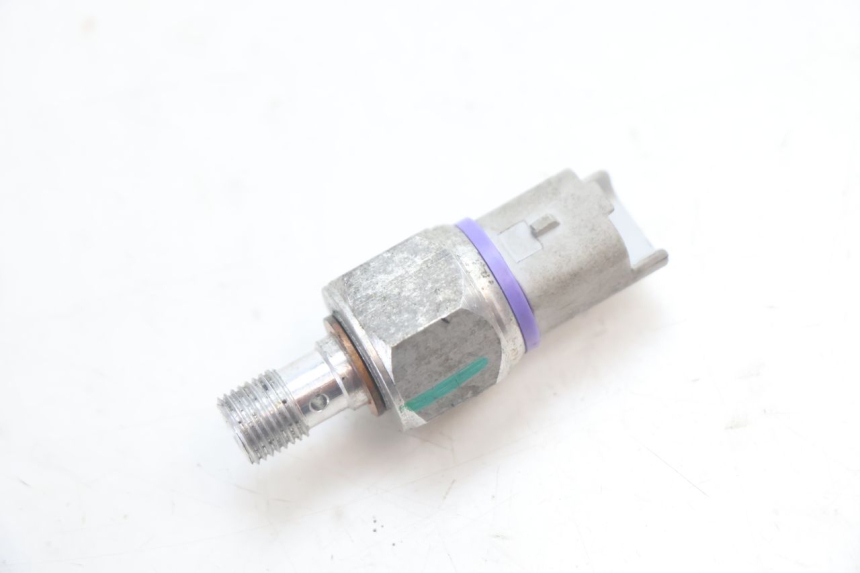 photo de FRENO OLIO SENSORE PRESSIONE PIAGGIO MP3 HPE 530 (2022 - 2026) - Vista principale