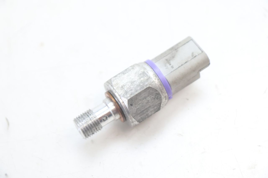 photo de FRENO OLIO SENSORE PRESSIONE PIAGGIO MP3 HPE 530 (2022 - 2026) - Dettaglio del componente