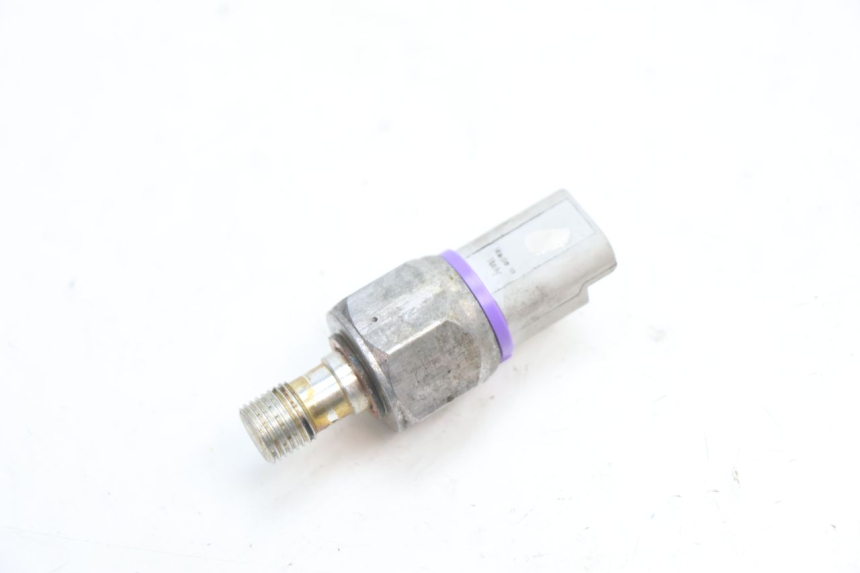 photo de SONDA PRESSIONE OLIO FRENO PIAGGIO MP3 LT 400 (2007 - 2012) - Dettaglio del componente