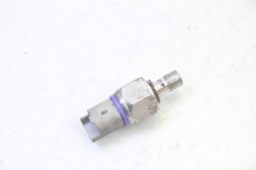 photo de SONDA PRESSIONE OLIO FRENO PIAGGIO MP3 125 (2006 - 2014) - Zoom sullo stato d'uso