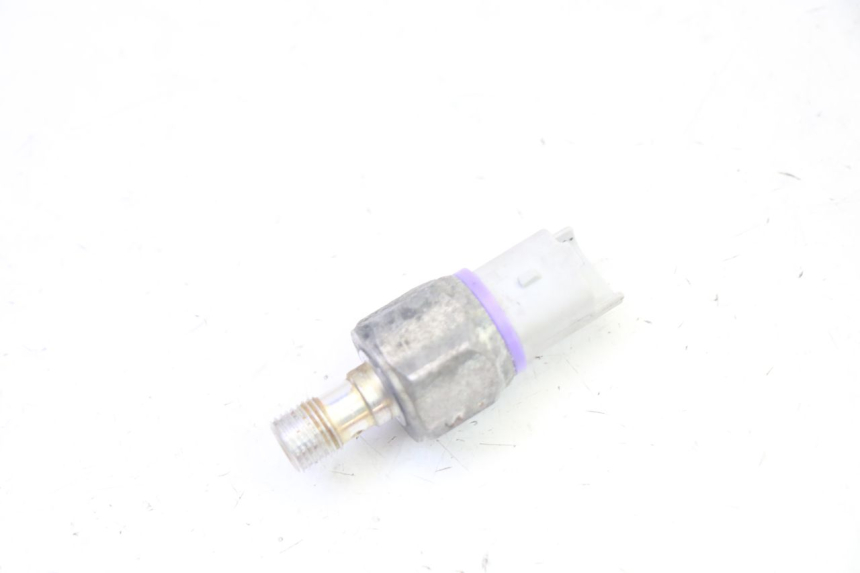 photo de SONDA PRESSIONE OLIO FRENO PIAGGIO MP3 RL 250 (2006 - 2010) - Vista principale