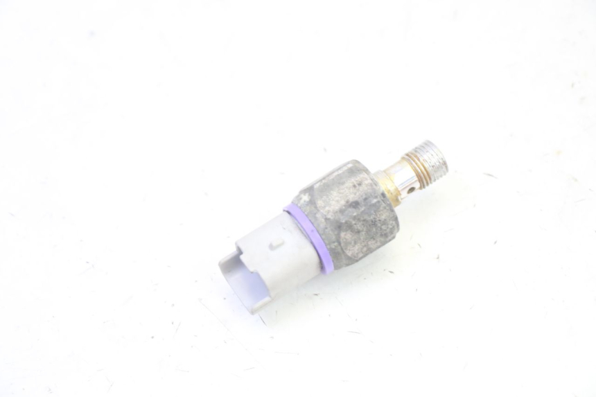 photo de SONDA PRESSIONE OLIO FRENO PIAGGIO MP3 RL 250 (2006 - 2010) - Altra angolazione