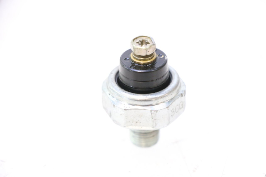 photo de OLIO SENSORE PRESSIONE SUZUKI GSF N BANDIT 1200 (2001 - 2005) - Vista principale