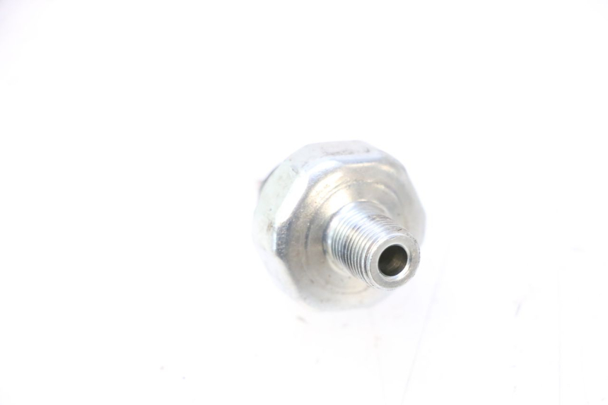 photo de OLIO SENSORE PRESSIONE SUZUKI GSF N BANDIT 1200 (2001 - 2005) - Dettaglio del componente