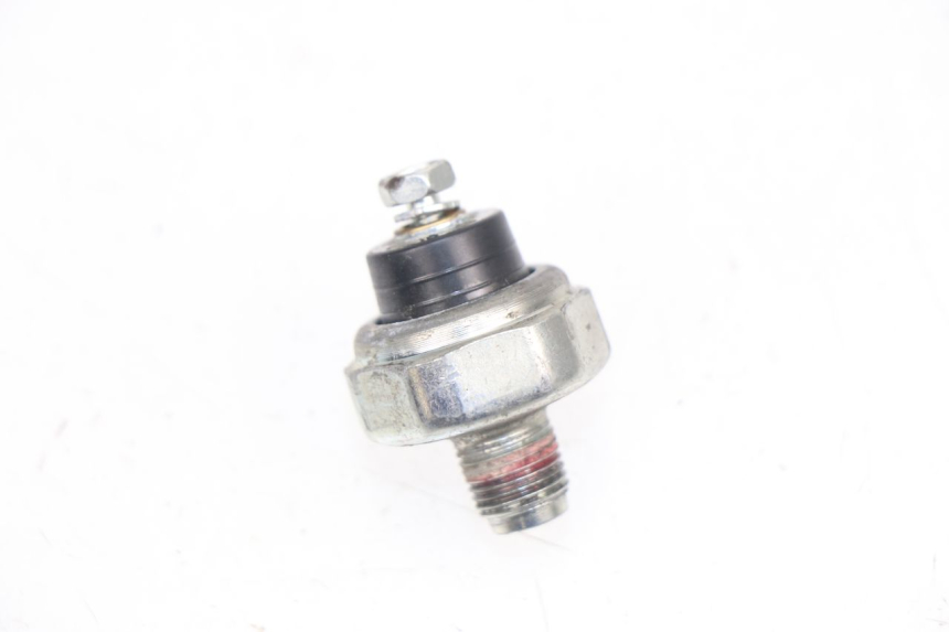 photo de OLIO SENSORE PRESSIONE SUZUKI GSR 750 (2011 - 2017) - Vista principale