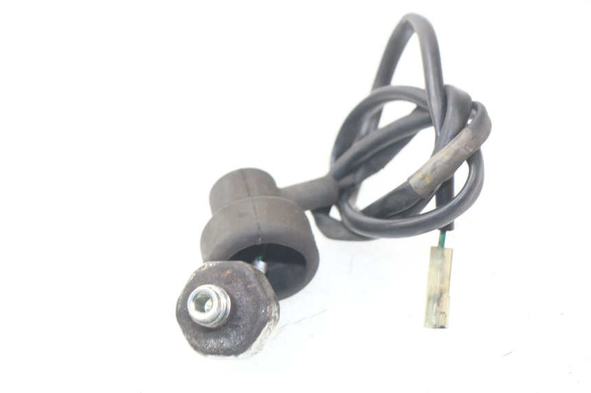 photo de Sensore di pressione dell'olio SUZUKI GSX-R GSXR 750 (2011 - 2016) - Zoom sullo stato d'uso