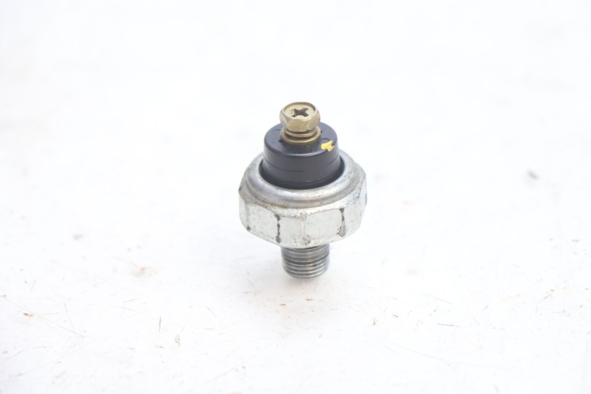 photo de SONDA PRESSIONE OLIO HONDA VFR FI RC46 800 (1998 - 2001) - Vista principale