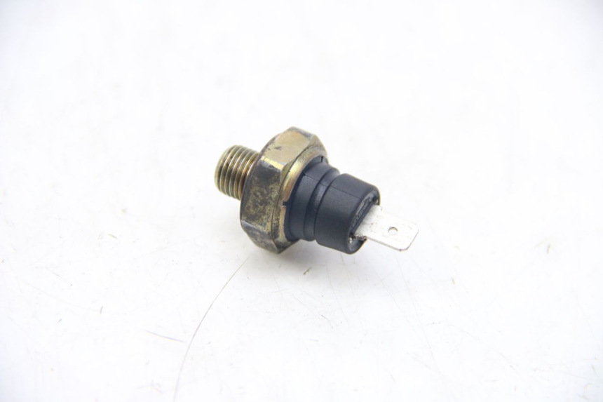 photo de SONDA PRESSIONE OLIO PIAGGIO X9 EVOLUTION 125 (2003 - 2007) - Dettaglio del componente