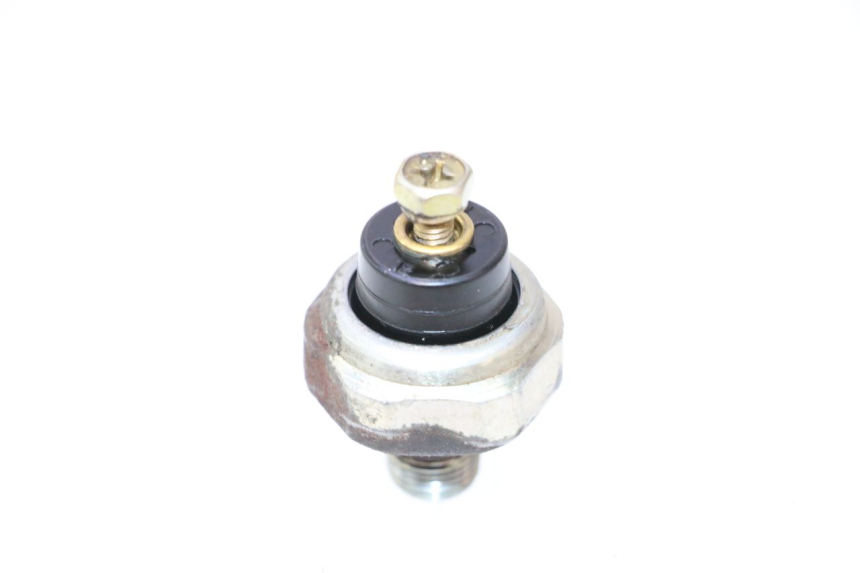 photo de Sensore di pressione dell'olio KAWASAKI ZX-6R ZX6R 600 (2000 - 2002) - Dettaglio del componente