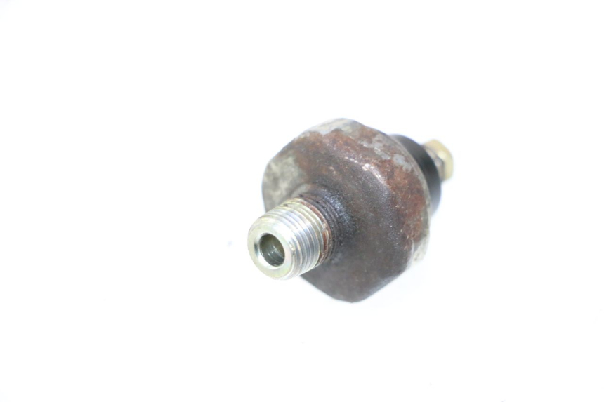 photo de Sensore di pressione dell'olio KAWASAKI ZX-6R ZX6R 600 (2000 - 2002) - Zoom sullo stato d'uso