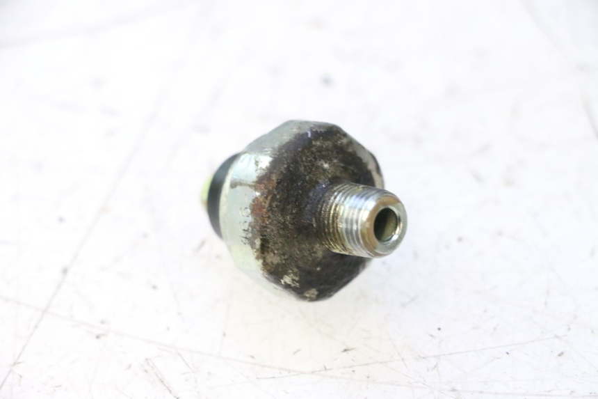 photo de OLIO SENSORE PRESSIONE KAWASAKI ZZR 600 (1995 - 2004) - Zoom sullo stato d'uso