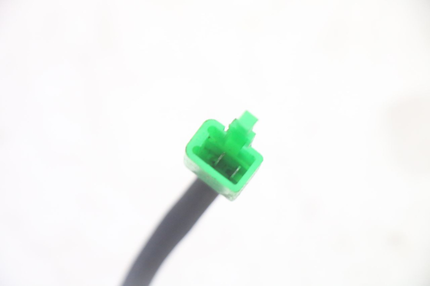 photo de SENSORE TEMPERATURA MOTORE SYM CROX 4T 50 (2016 - 2023) - Altra angolazione