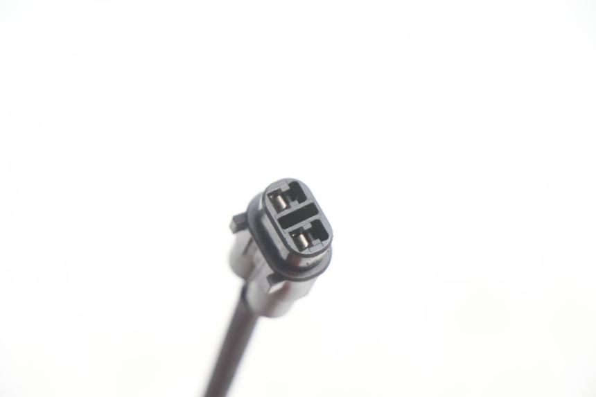 photo de SENSORE TEMPERATURA MOTORE PEUGEOT KISBEE 2T 50 (2018 - 2022) - Primo piano tecnico