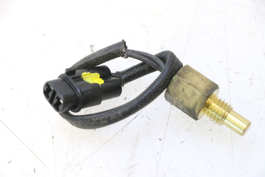 photo de SENSORE TEMPERATURA MOTORE PEUGEOT KISBEE 4T 50 (2018 - 2022) - Vista principale