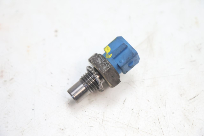 photo de SENSORE TEMPERATURA MOTORE PIAGGIO ZIP 4T 50 (2018 - 2020) - Vista principale