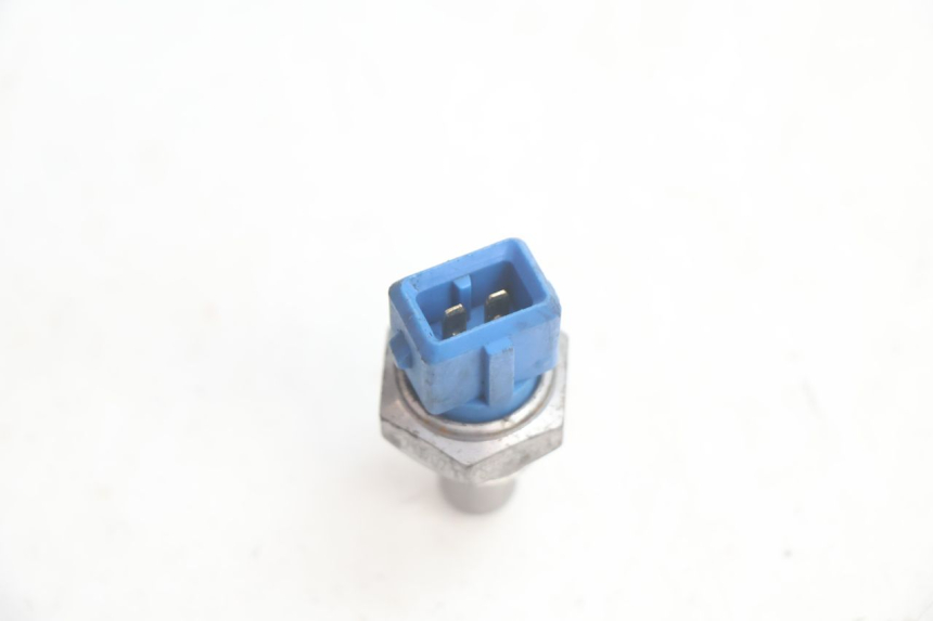 photo de SENSORE TEMPERATURA MOTORE PIAGGIO ZIP IGET 4T 50 (2021 - 2023) - Zoom sullo stato d'uso