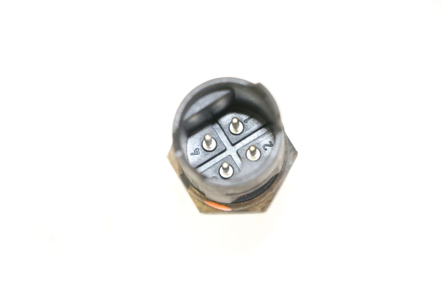 photo de SENSORE TEMPERATURA ACQUA BMW C1 125 (2000 - 2003) - Altra angolazione