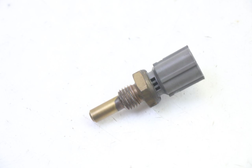 photo de SONDA TEMPERATURA D'ACQUA SUZUKI BURGMAN 125 (2007 - 2014) - Dettaglio del componente