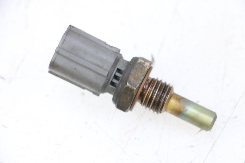 photo de SONDA TEMPERATURA D'ACQUA SUZUKI BURGMAN 125 (2007 - 2014) - Dettaglio del componente