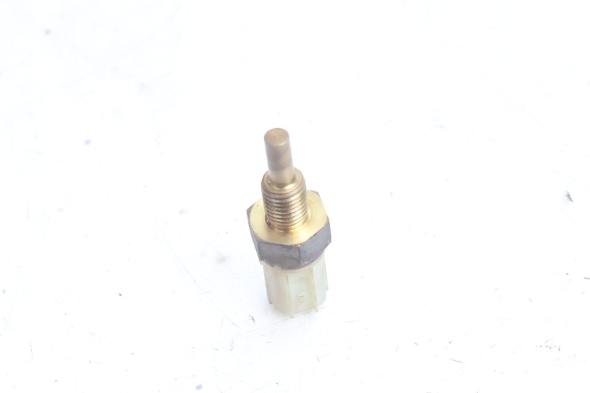 photo de SONDA TEMPERATURA D'ACQUA YAMAHA BW'S BWS 125 (2010 - 2013) - Zoom sullo stato d'uso