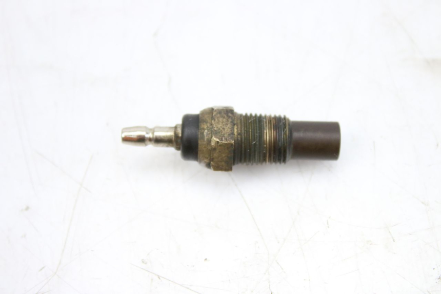 photo de SONDA TEMPERATURA D'ACQUA HONDA CBF 500 (2004 - 2007) - Zoom sullo stato d'uso