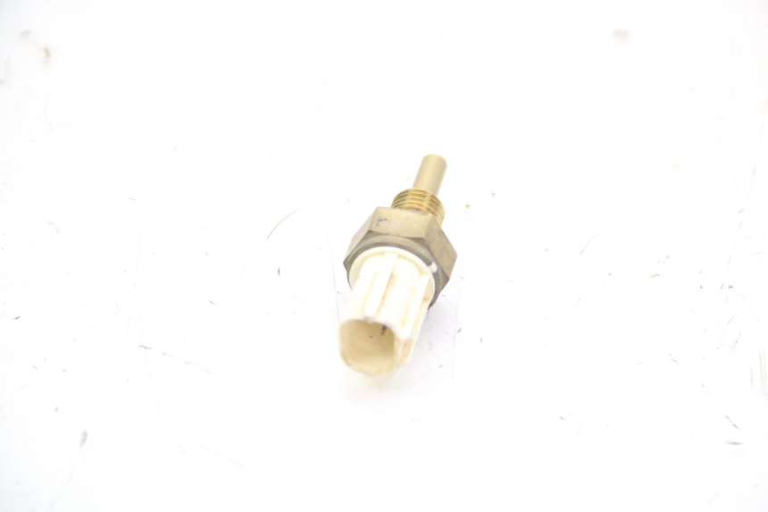 photo de SONDA TEMPERATURA D'ACQUA HONDA CRF 250 (2010 - 2013) - Zoom sullo stato d'uso