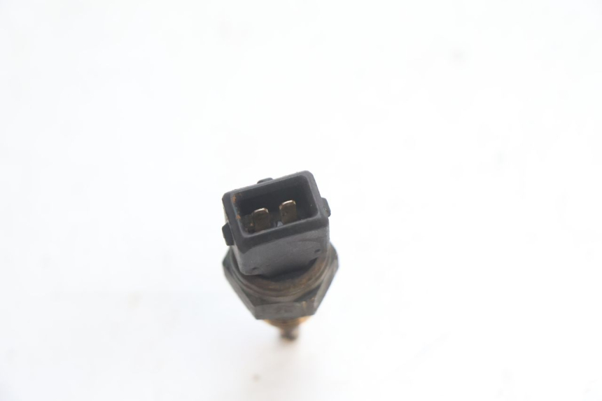 photo de SENSORE TEMPERATURA ACQUA HM HONDA CRM DERAPAGE RR 50 (2006 - 2017) - Altra angolazione