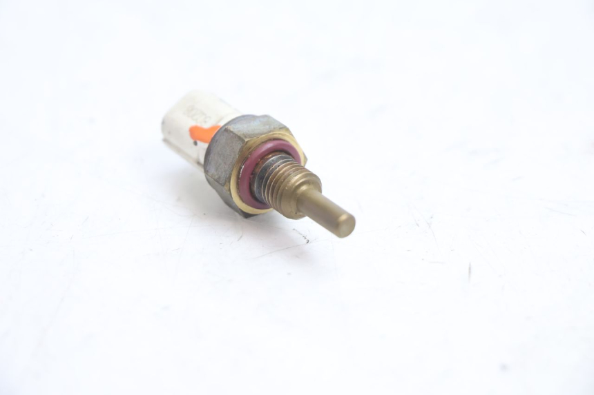 photo de SENSORE TEMPERATURA ACQUA KAWASAKI ER-6 ER6 N 650 (2005 - 2009) - Zoom sullo stato d'uso