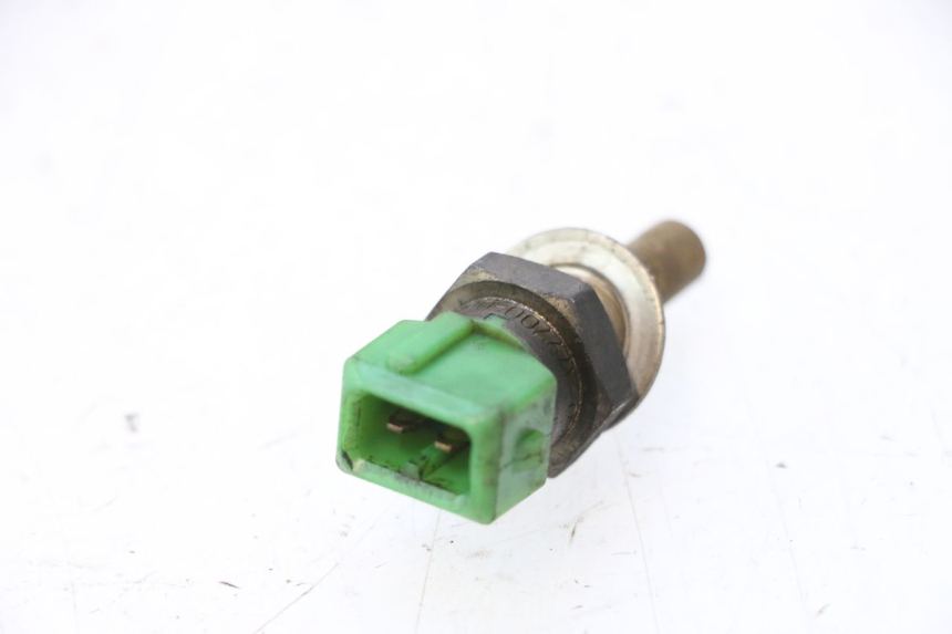 photo de SONDA TEMPERATURA D'ACQUA HONDA FES PANTHEON 2T 125 (1998 - 2002) - Zoom sullo stato d'uso