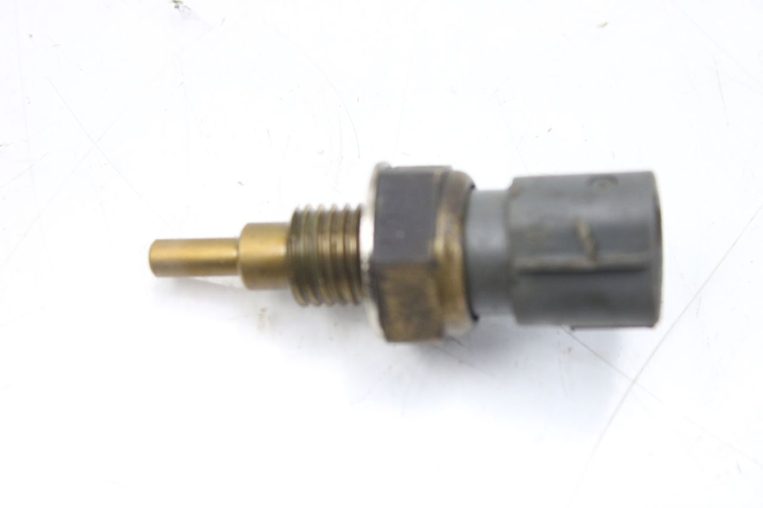 photo de SONDA TEMPERATURA D'ACQUA HONDA FES S-WING SWING ABS 125 (2007 - 2015) - Dettaglio del componente