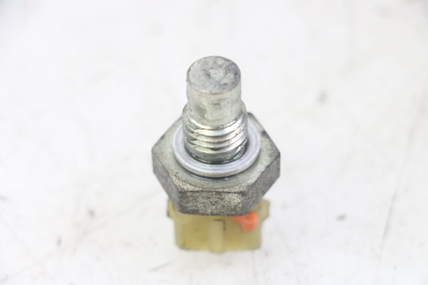 photo de SENSORE TEMPERATURA ACQUA PEUGEOT JET FORCE CARBU 50 (2003 - 2016) - Dettaglio del componente