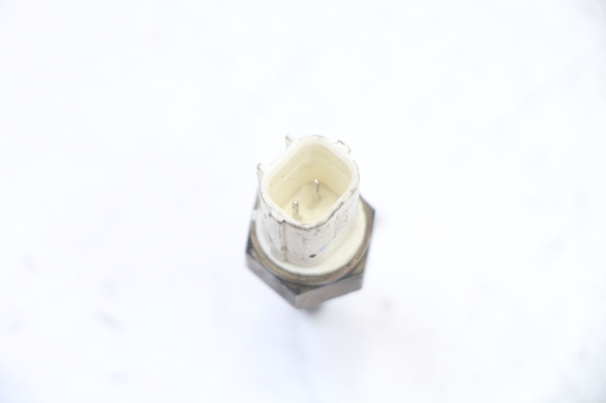 photo de SONDA TEMPERATURA D'ACQUA KYMCO XCITING 500 (2007 - 2010) - Altra angolazione