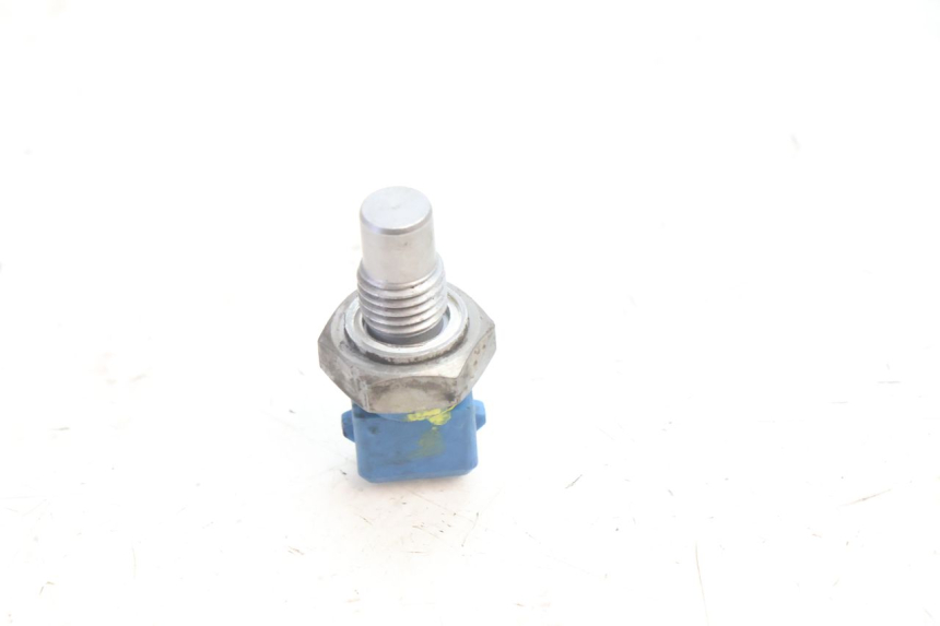 photo de SENSORE TEMPERATURA ACQUA PIAGGIO LIBERTY IGET 4T 50 (2021 - 2025) - Altra angolazione
