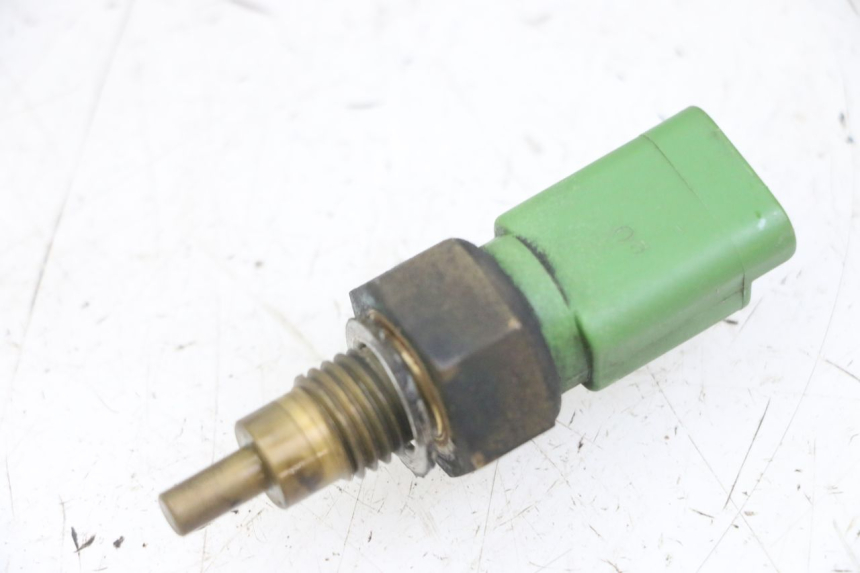 photo de SONDA TEMPERATURA D'ACQUA PIAGGIO MP3 LT 400 (2007 - 2012) - Altra angolazione