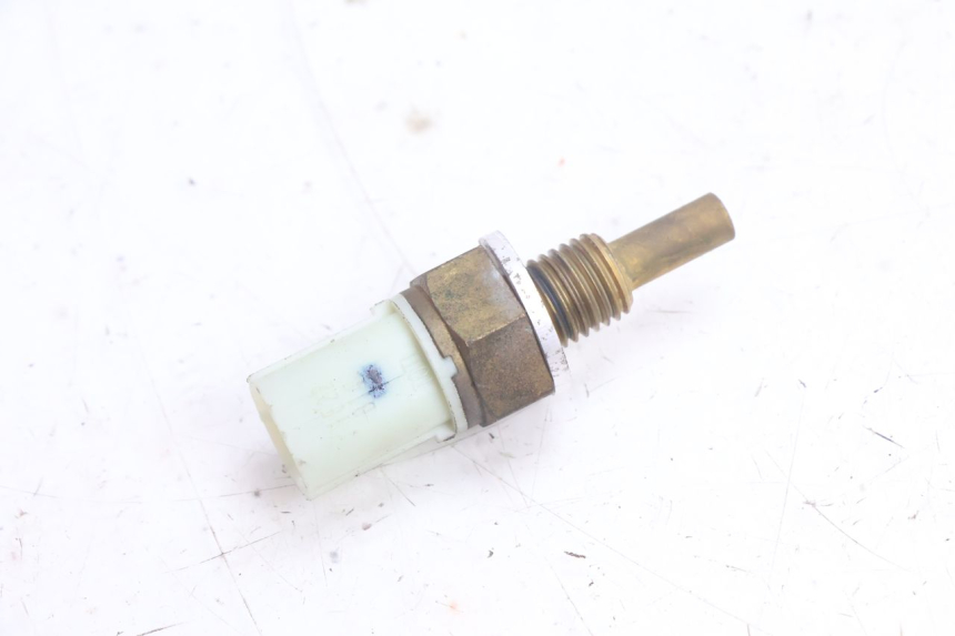 photo de SENSORE TEMPERATURA ACQUA YAMAHA N-MAX NMAX 125 (2021 - 2024) - Dettaglio del componente