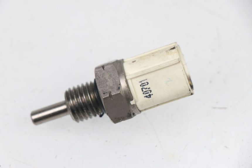 photo de SONDA TEMPERATURA D'ACQUA HONDA NPS ZOOMER 50 (2004 - 2013) - Vista principale
