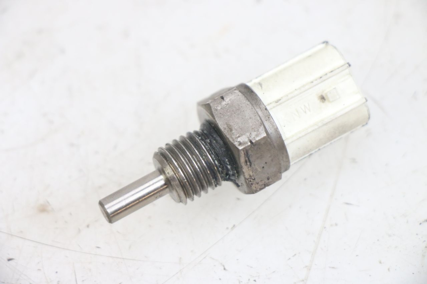 photo de SONDA TEMPERATURA D'ACQUA HONDA PCX (JF28) 125 (2009 - 2011) - Vista principale