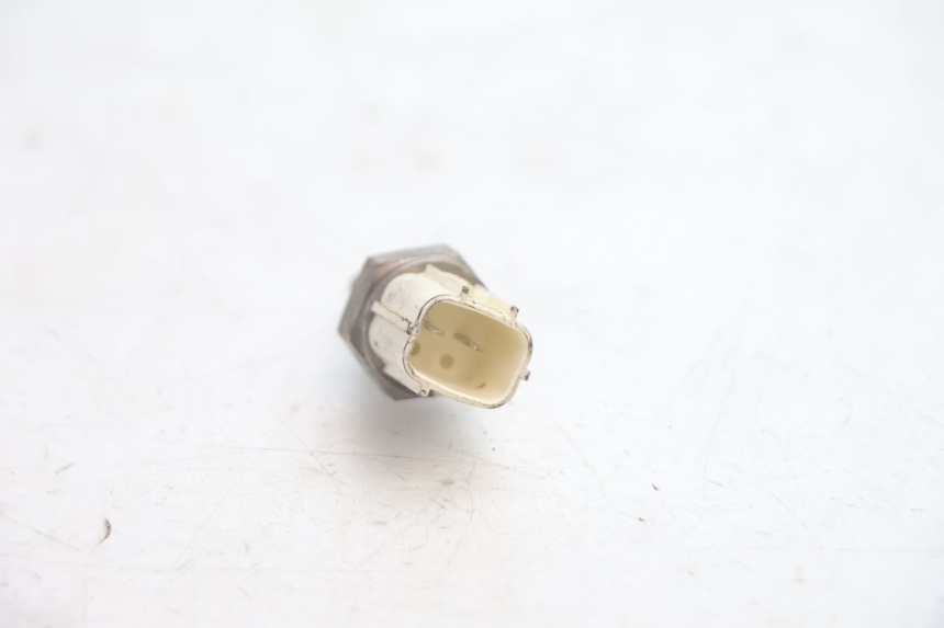 photo de SONDA TEMPERATURA D'ACQUA HONDA PCX (JF28) 125 (2009 - 2011) - Zoom sullo stato d'uso