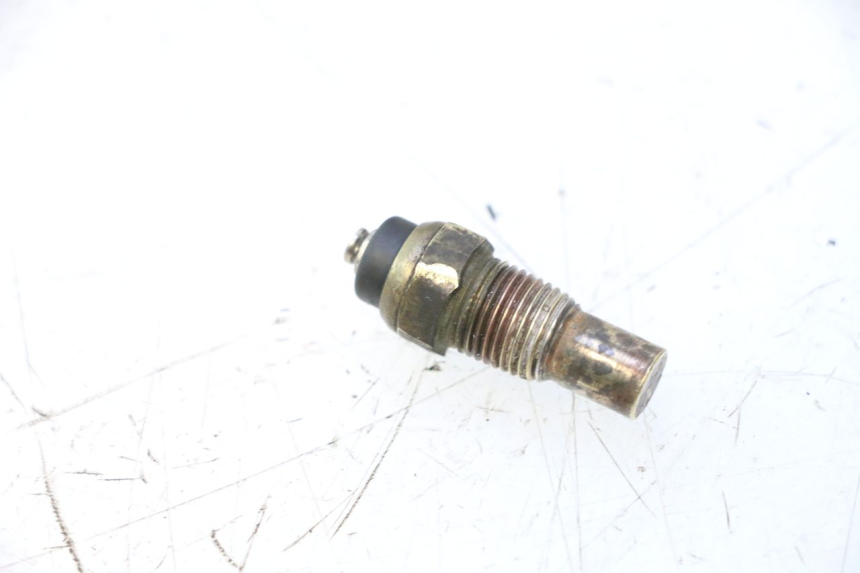 photo de SENSORE TEMPERATURA ACQUA HONDA SH 125 (2001 - 2003) - Zoom sullo stato d'uso