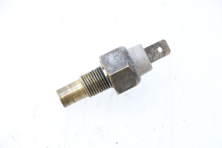 photo de SENSORE TEMPERATURA ACQUA SUZUKI SMX SUPERMOTARD 50 (1996 - 2001) - Vista principale