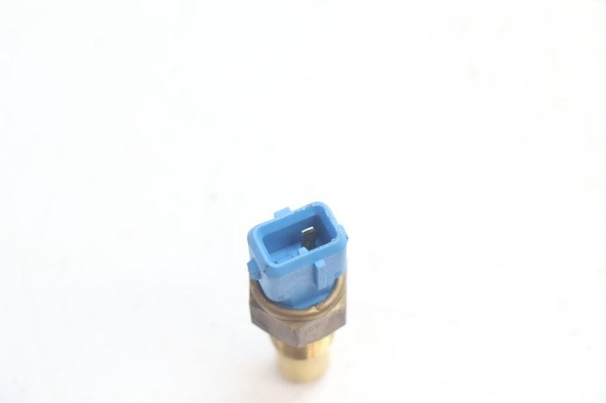 photo de SONDA TEMPERATURA D'ACQUA PEUGEOT SPEEDFIGHT LC 50 (1996 - 2002) - Zoom sullo stato d'uso
