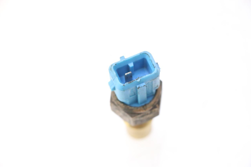photo de SONDA TEMPERATURA D'ACQUA PEUGEOT SPEEDFIGHT LC 50 (1996 - 2002) - Zoom sullo stato d'uso