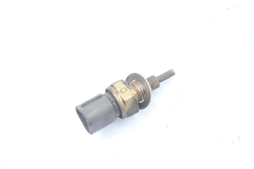 photo de SENSORE TEMPERATURA ACQUA HONDA ST PAN EUROPEAN 1300 (2002 - 2013) - Dettaglio del componente