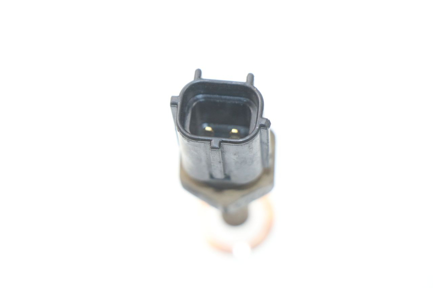photo de SONDA TEMPERATURA D'ACQUA SUZUKI SV S ABS 650 (2003 - 2009) - Zoom sullo stato d'uso