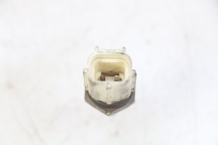 photo de SONDA TEMPERATURA D'ACQUA YAMAHA XMAX X-MAX 125 (2006 - 2009) - Dettaglio del componente