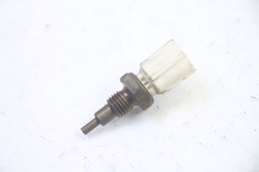 photo de SONDA TEMPERATURA D'ACQUA YAMAHA X-MAX XMAX 125 (2010 - 2013) - Dettaglio del componente
